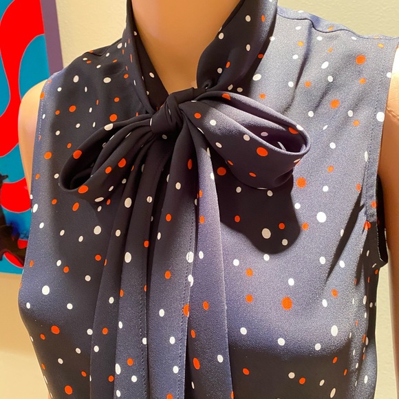 *Anne Klein* Polka Dot Top - Picture 9 of 10